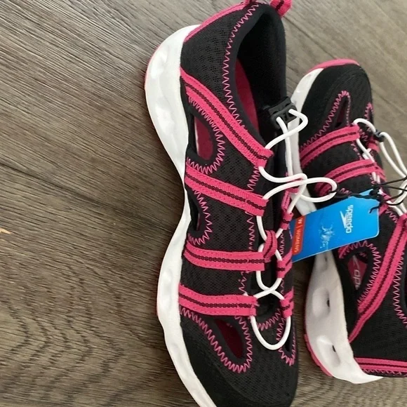 NWT speedo women's hydro comfort sneaker | Pink & Black | Size 6 - Picture 8 of 10